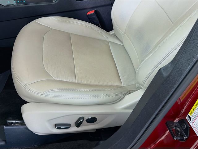 Used 2018 Ford Explorer Limited image 22