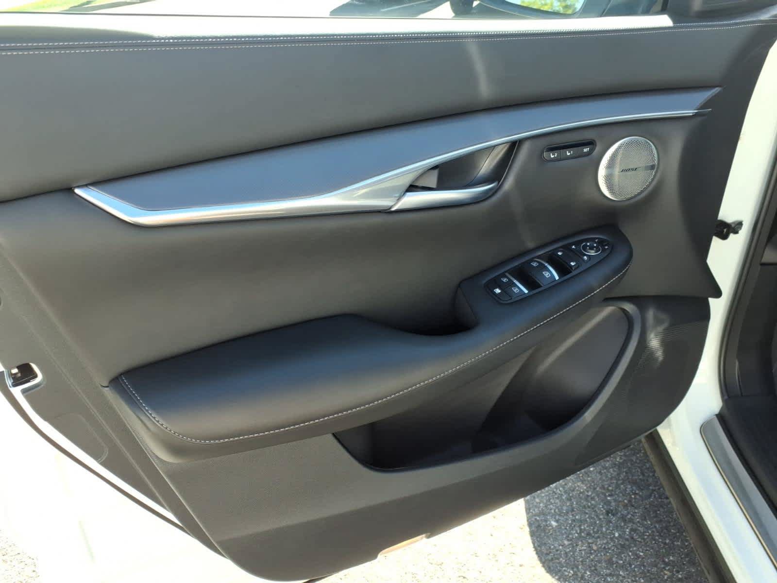 Certified 2024 INFINITI QX50 Luxe AWD/4WD image 10