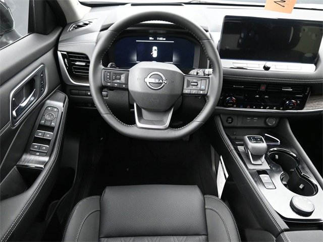 New 2026 Nissan Rogue Platinum w/ Platinum Premium Package image 12