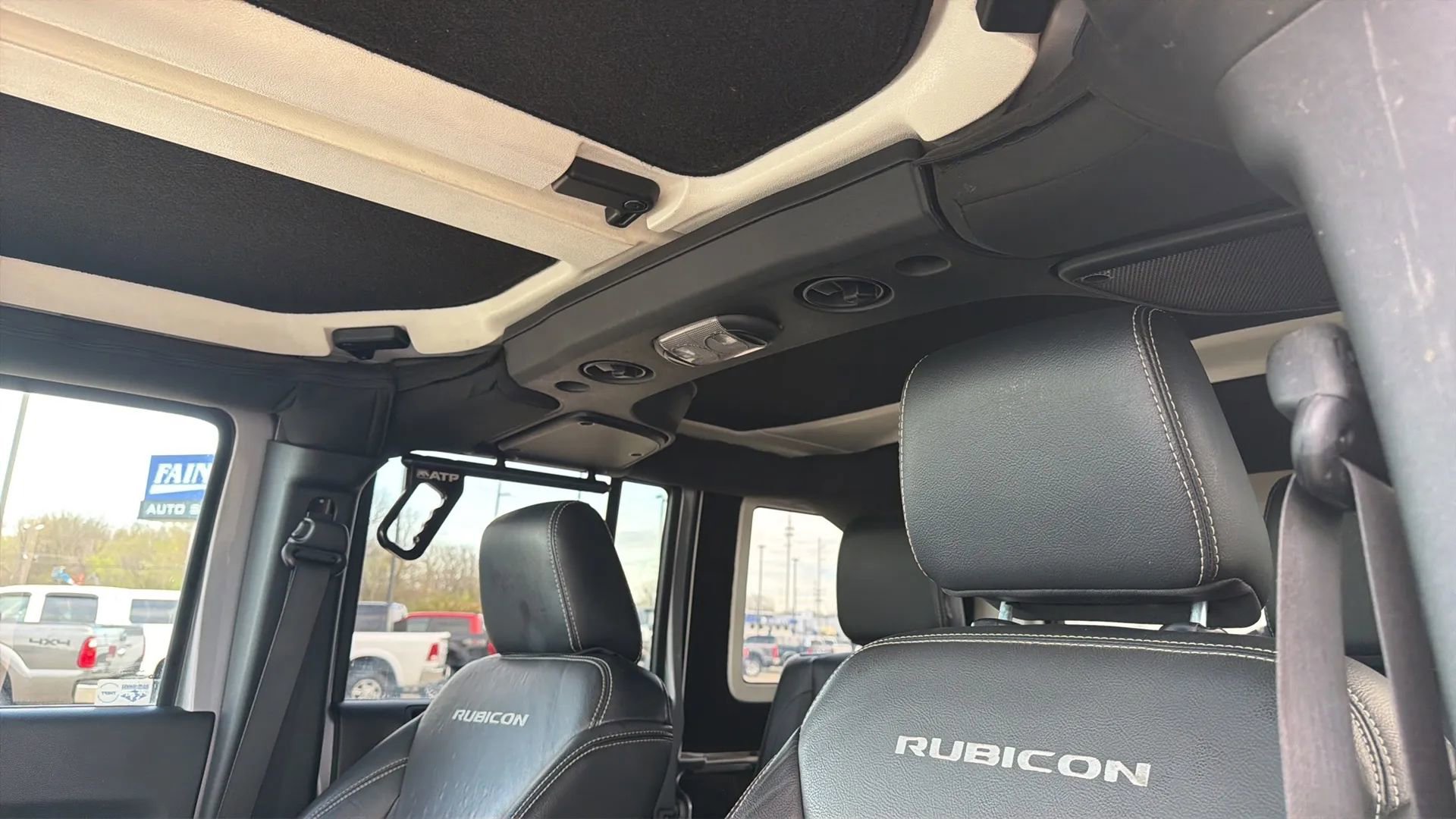 Used 2016 Jeep Wrangler Unlimited Rubicon image 68