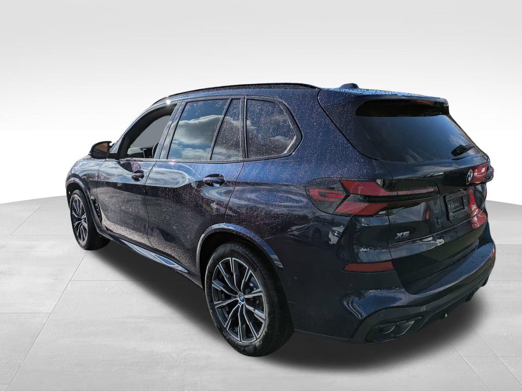 New 2026 BMW X5 M60i w/ Climate Comfort Package image 6