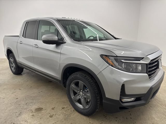 Certified 2023 Honda Ridgeline RTL image 3