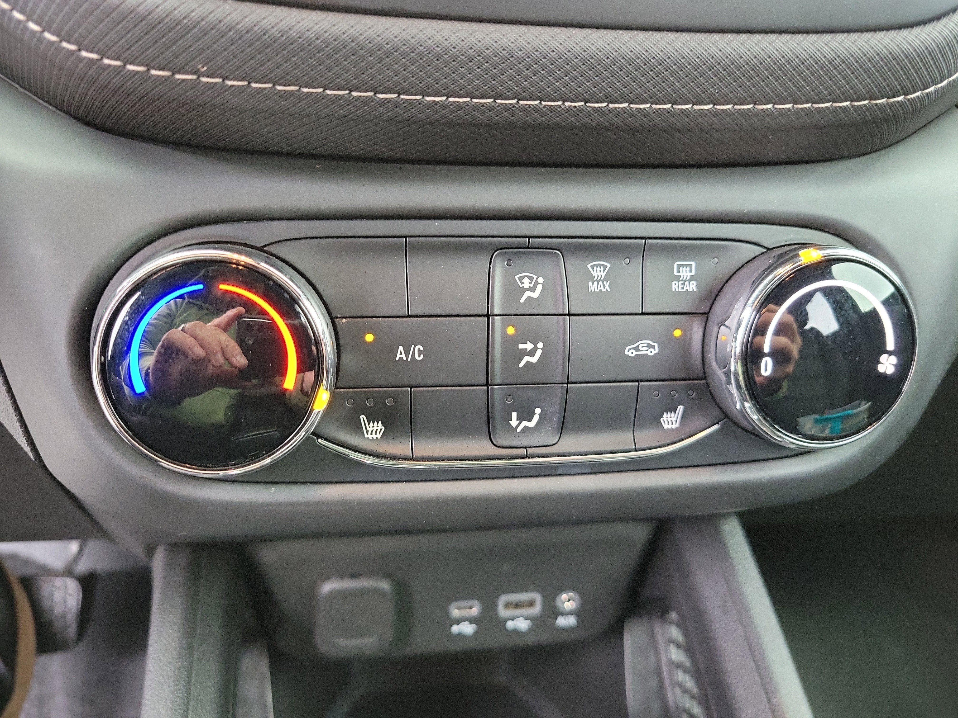 Used 2022 Chevrolet TrailBlazer ACTIV image 24