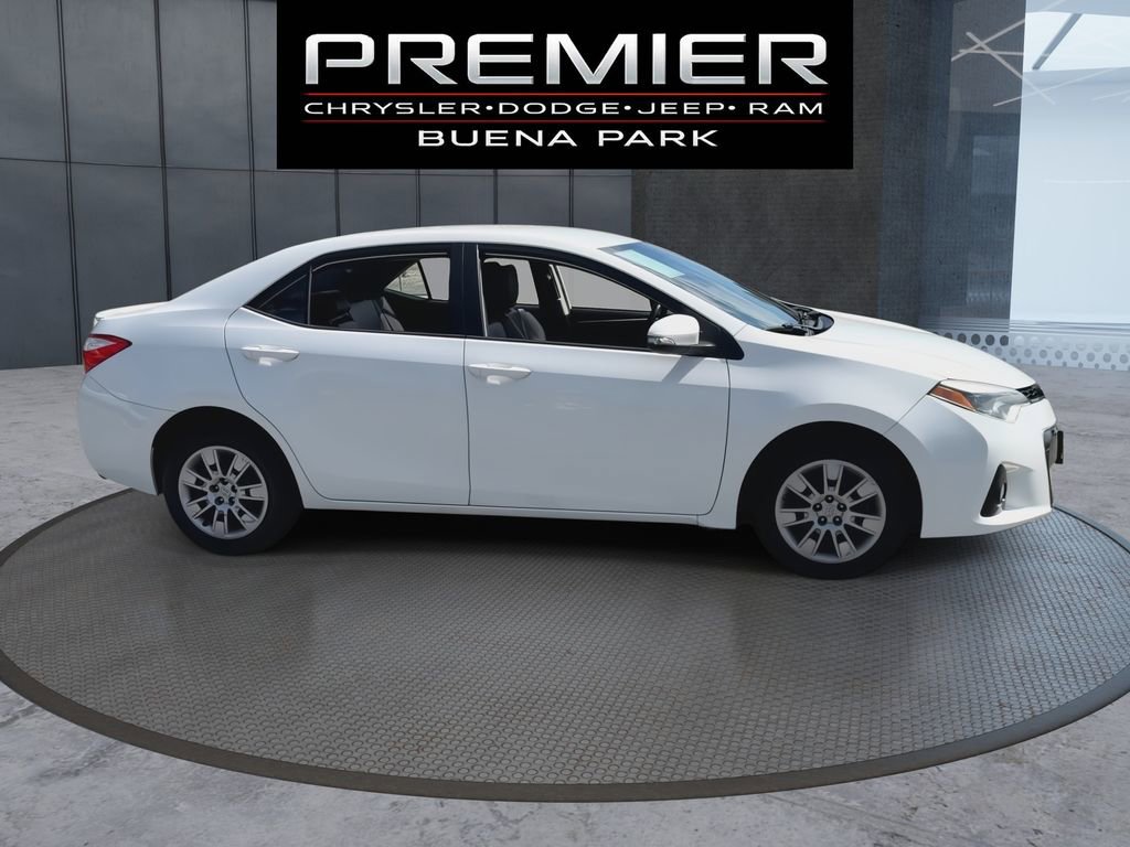 Used 2016 Toyota Corolla S FWD image 9