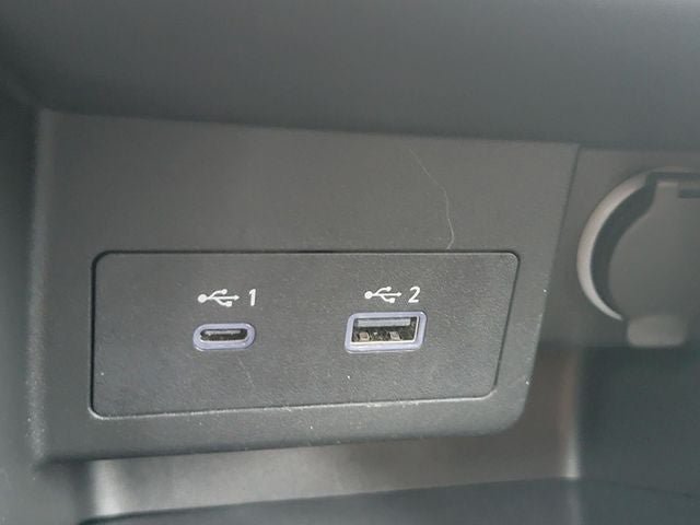 Used 2023 Nissan Kicks SV FWD image 24