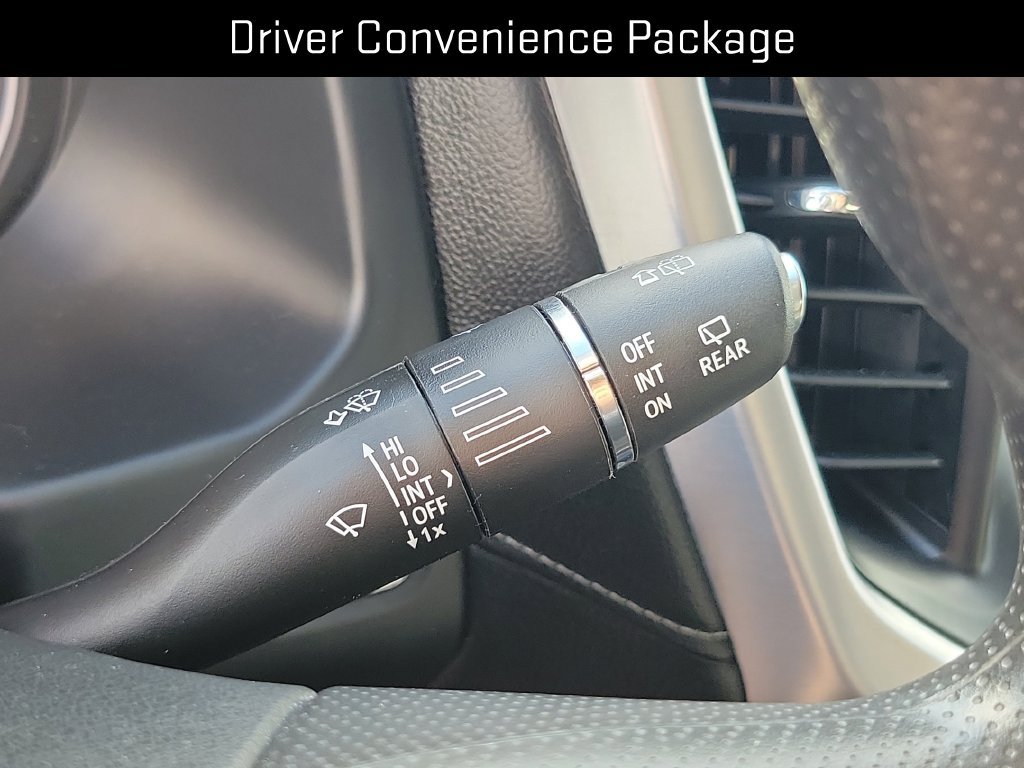 Used 2023 GMC Acadia SLE w/ Driver Convenience Package FWD image 17