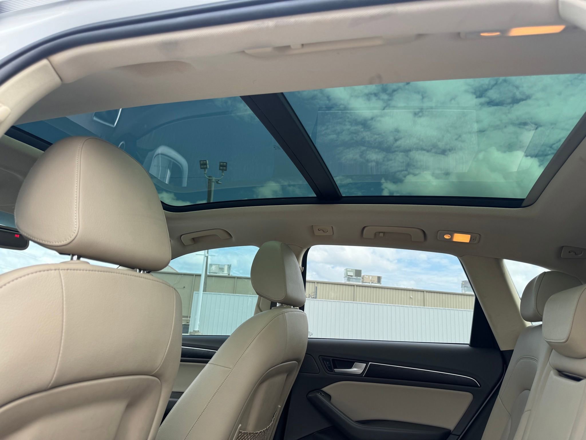 Used 2017 Audi Q5 2.0T Premium Plus w/ Technology Package image 7