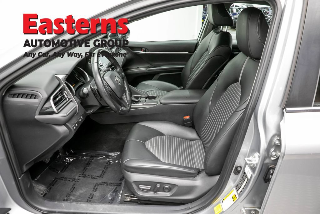 Used 2021 Toyota Camry SE w/ Carpet Mat Package (TMS) FWD image 13