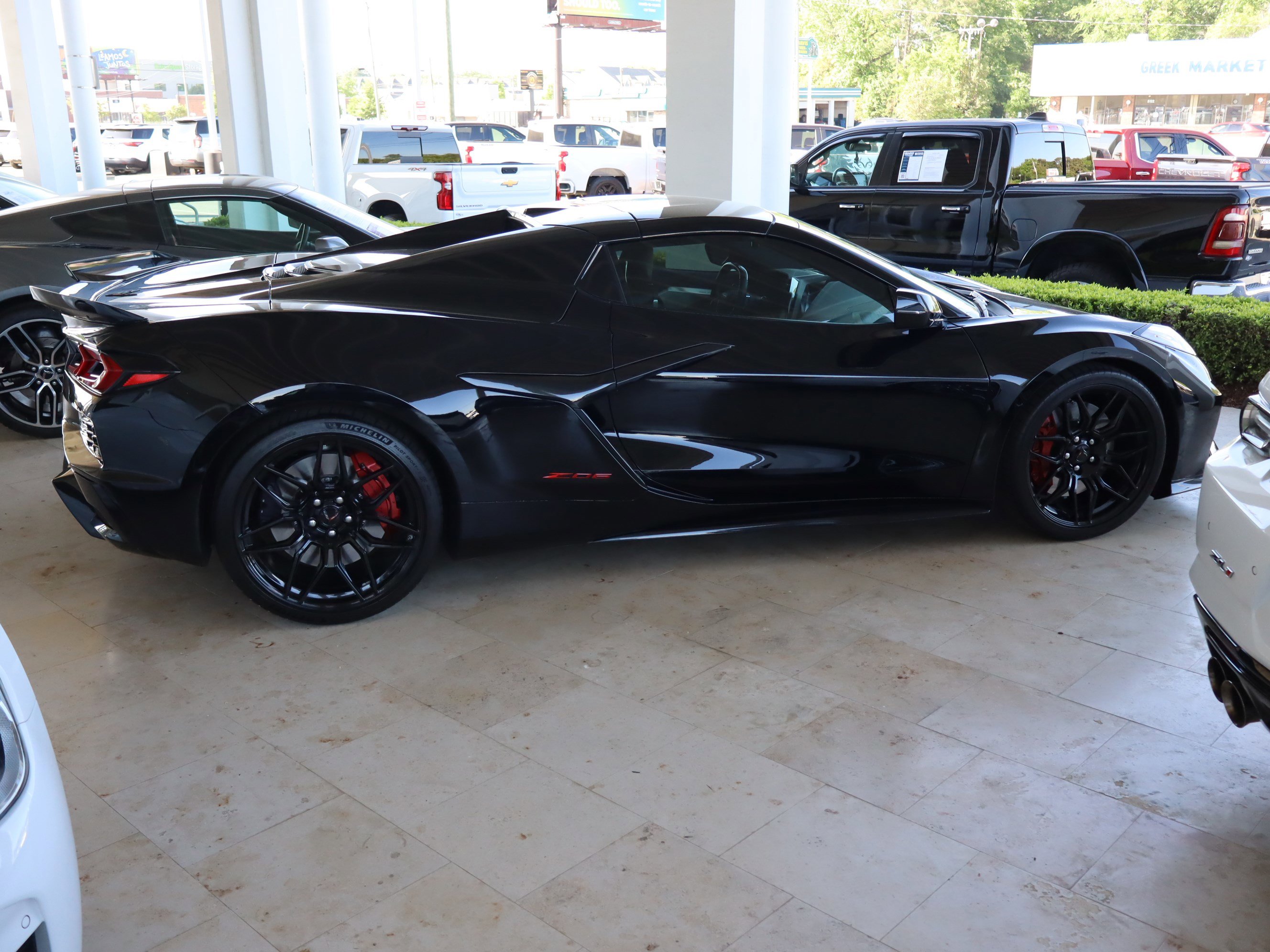 Used 2026 Chevrolet Corvette Z06 RWD image 11