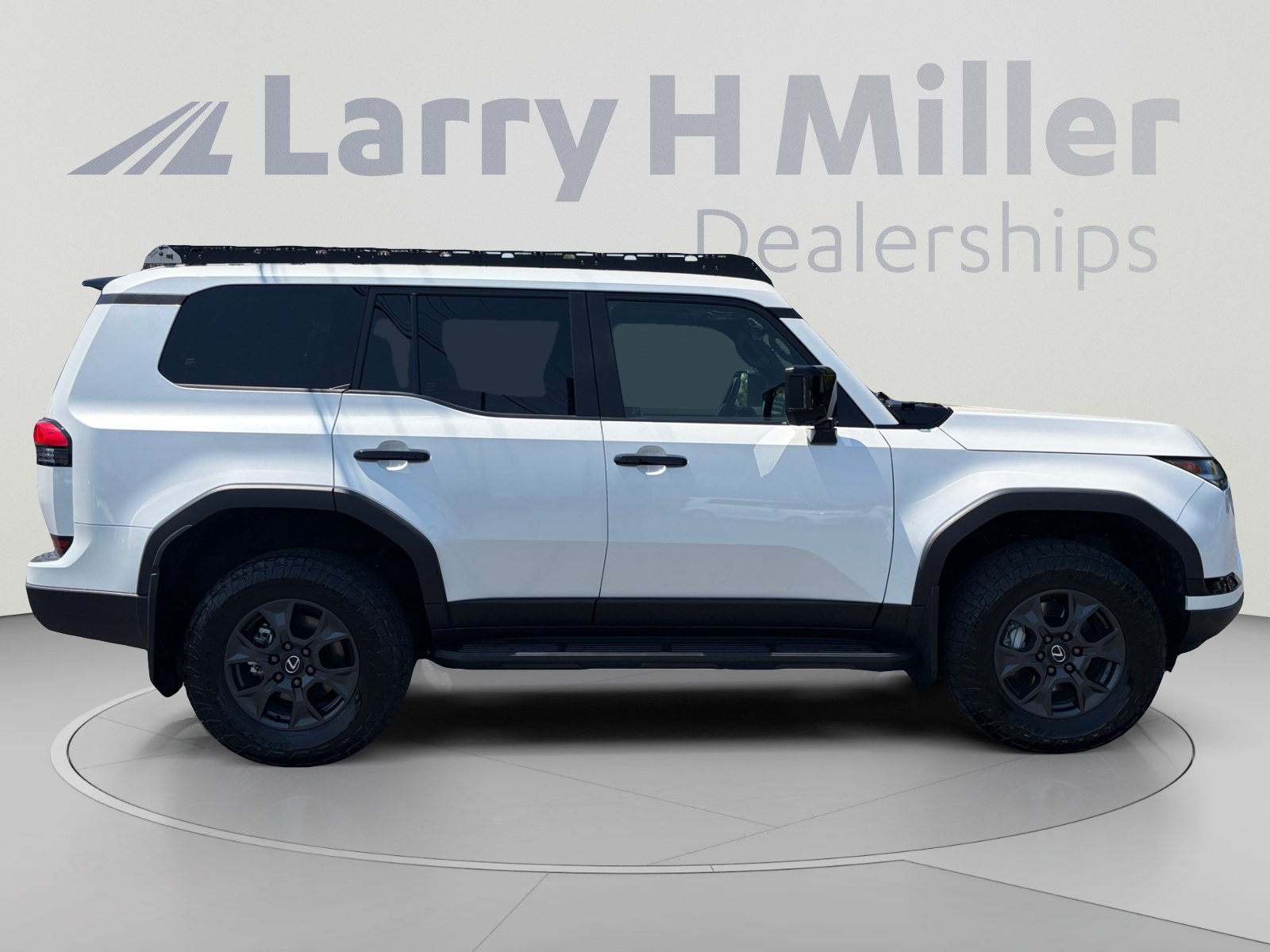Used 2025 Lexus GX 550 w/ Accessory Package (CT) AWD/4WD image 6