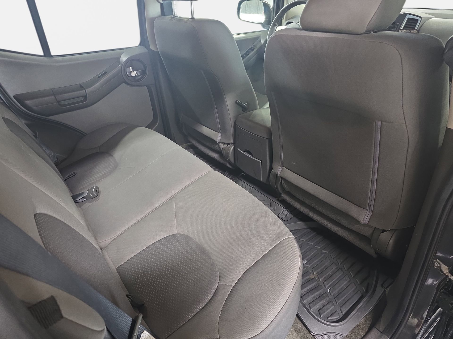 Used 2010 Nissan Xterra S AWD/4WD image 11