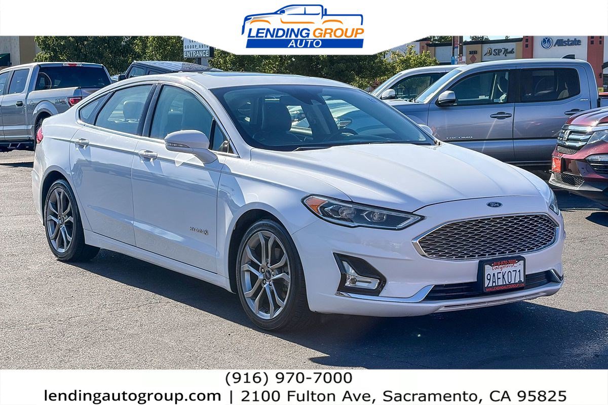 Used 2019 Ford Fusion Titanium FWD image 5