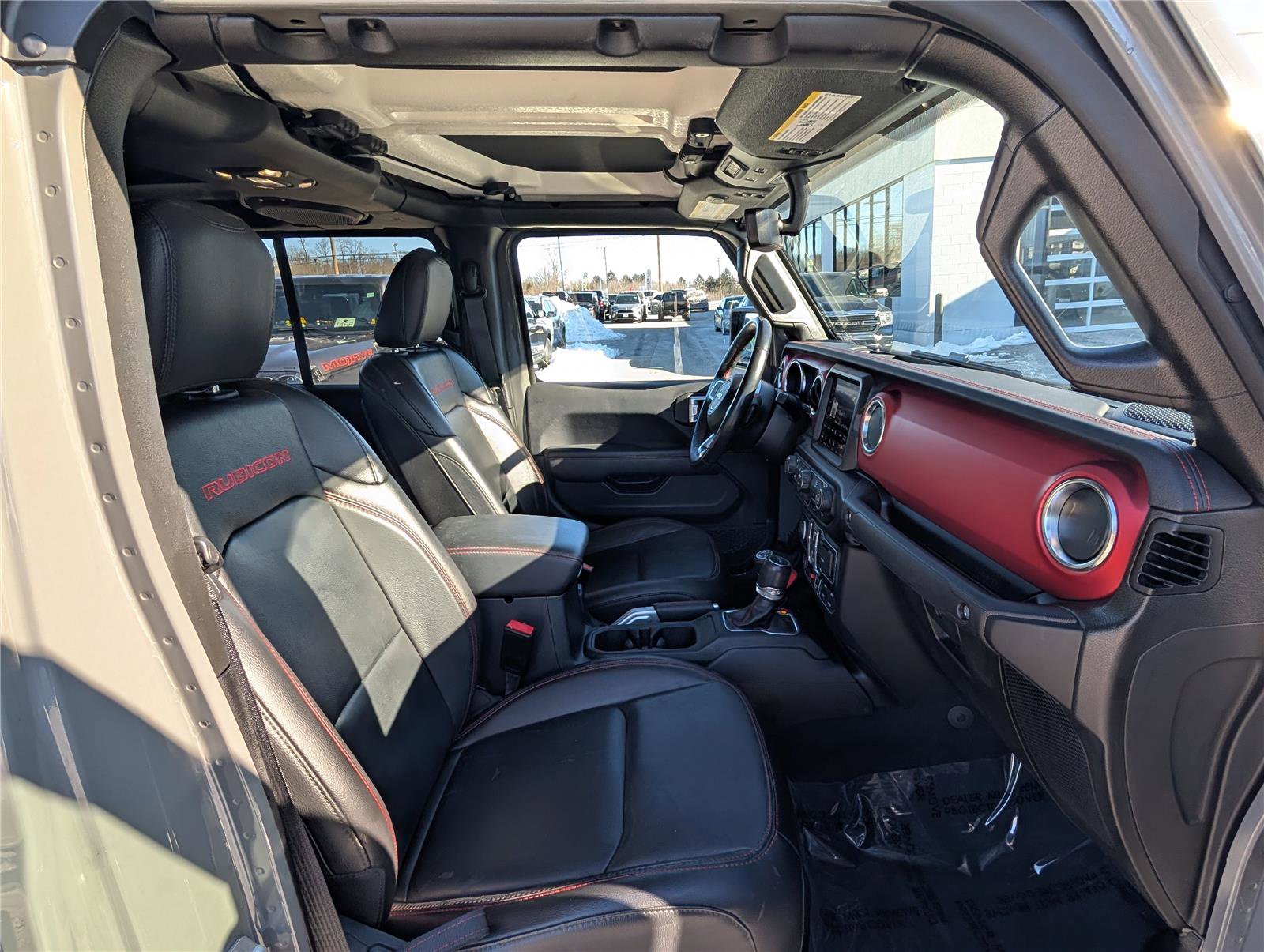 Used 2022 Jeep Gladiator Rubicon w/ Cold Weather Group image 10