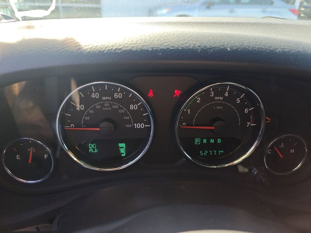 Used 2018 Jeep Wrangler Unlimited Sport w/ Connectivity Group image 9