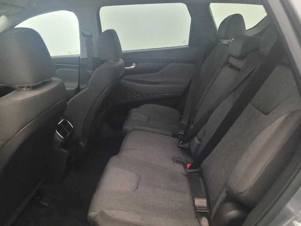 Used 2019 Hyundai Santa Fe SE FWD image 18