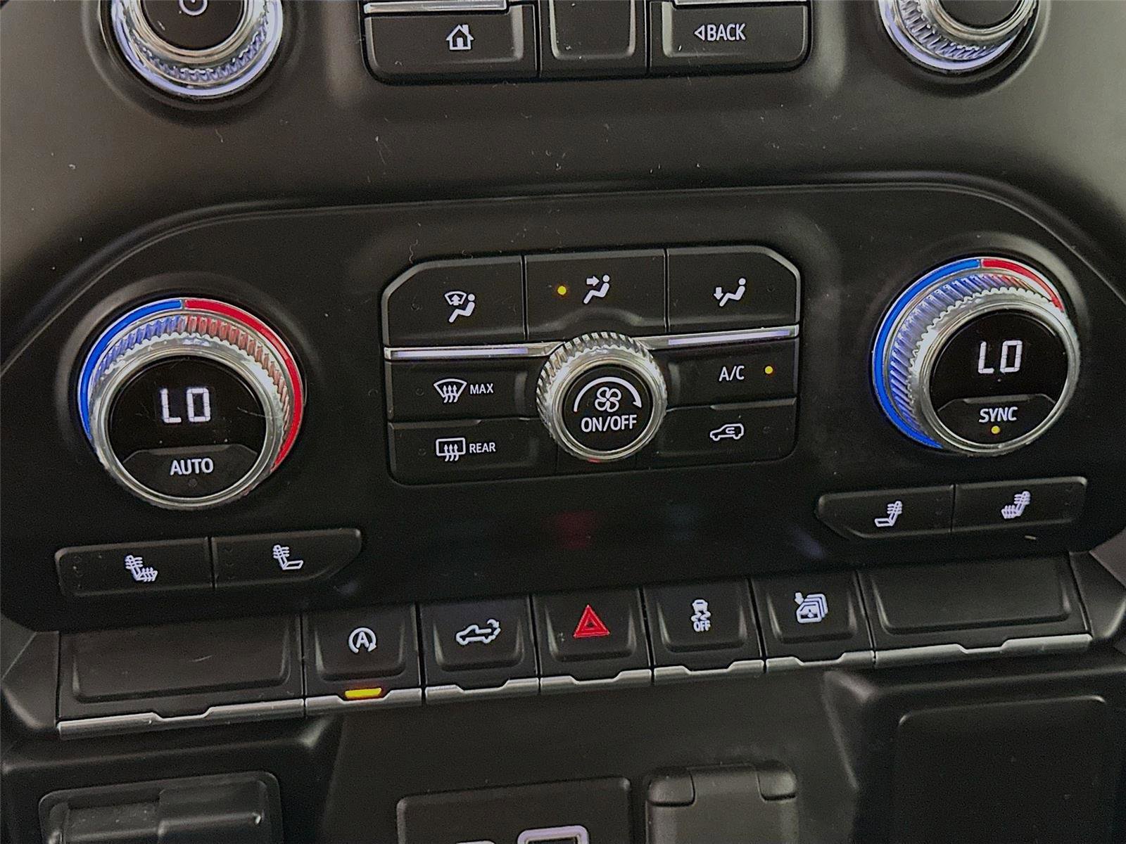 Used 2020 GMC Sierra 1500 Elevation w/ Elevation Value Package AWD/4WD image 9