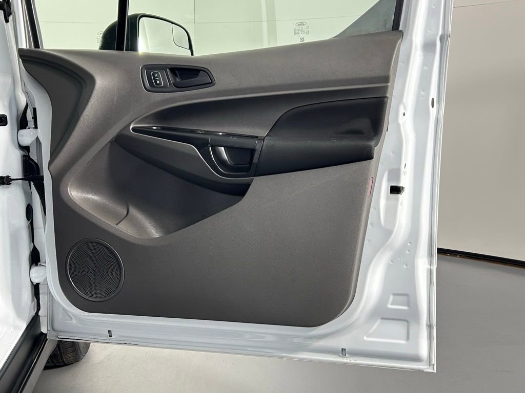 Used 2020 Ford Transit Connect XL image 9