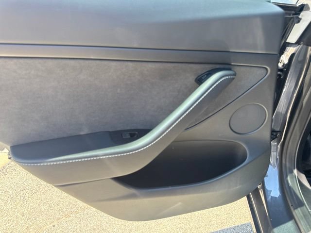 Used 2022 Tesla Model 3 Performance AWD/4WD image 9