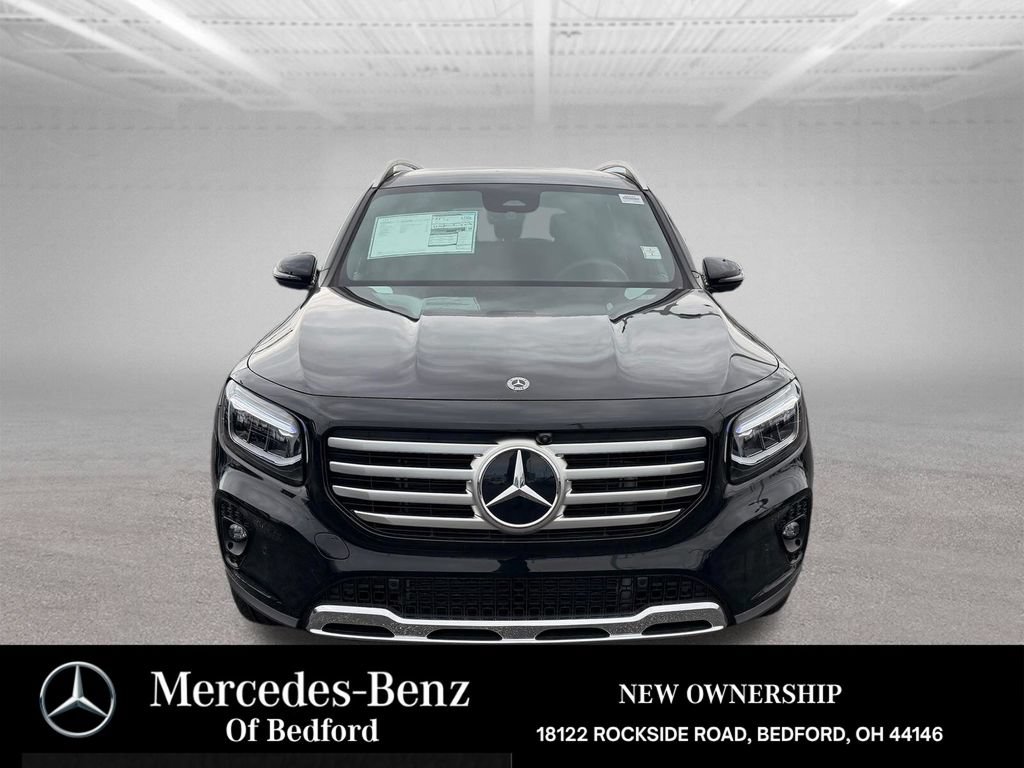 New 2026 Mercedes-Benz GLB 250 4MATIC image 2