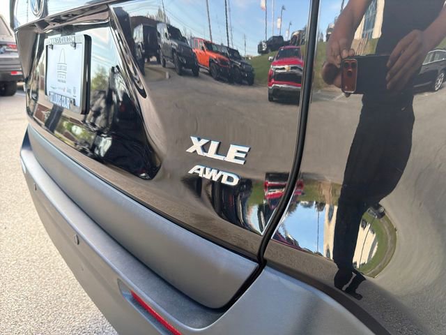 Used 2022 Toyota RAV4 XLE w/ Convenience Package image 44