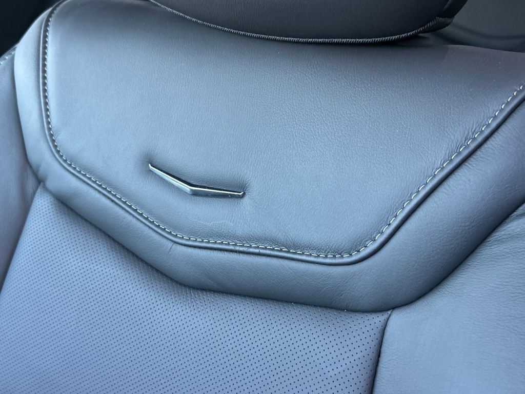 New 2025 Cadillac XT6 Sport w/ Technology Package image 10