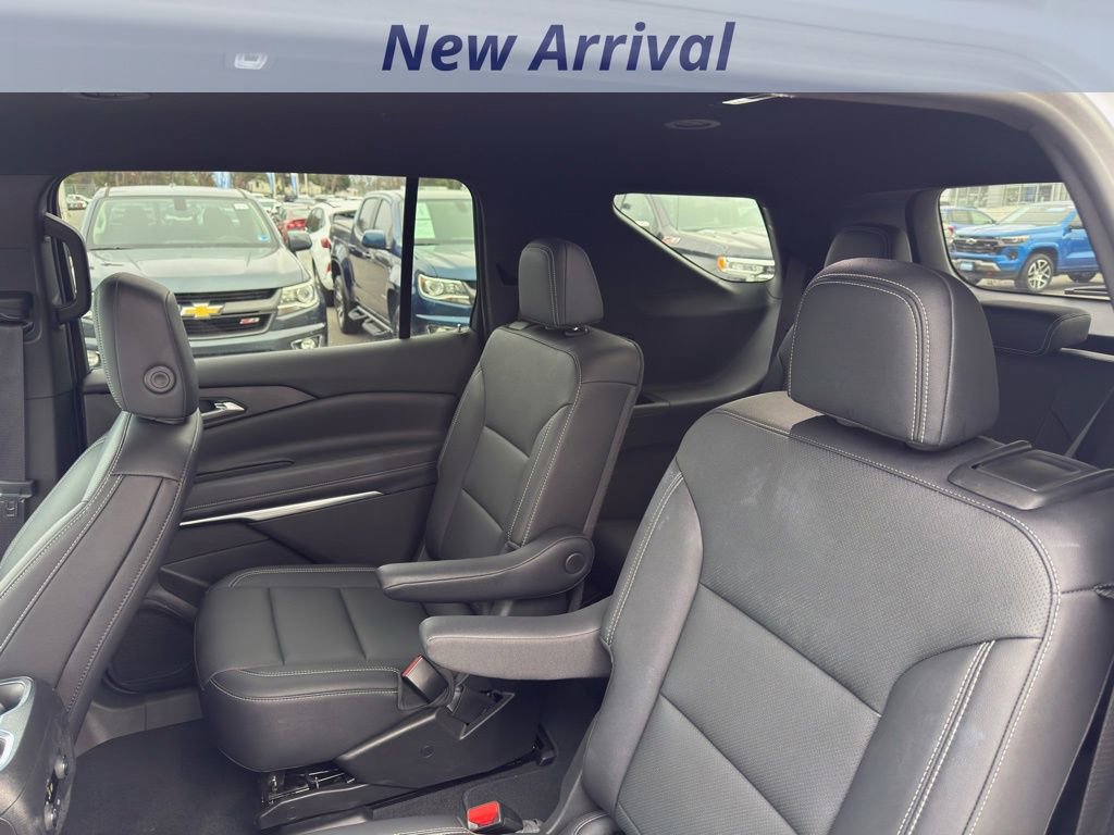 Certified 2025 Chevrolet Traverse LT image 8