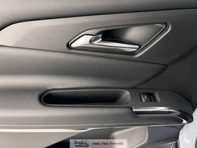 New 2026 Chevrolet Traverse LT w/ Midnight/Sport Edition FWD image 32