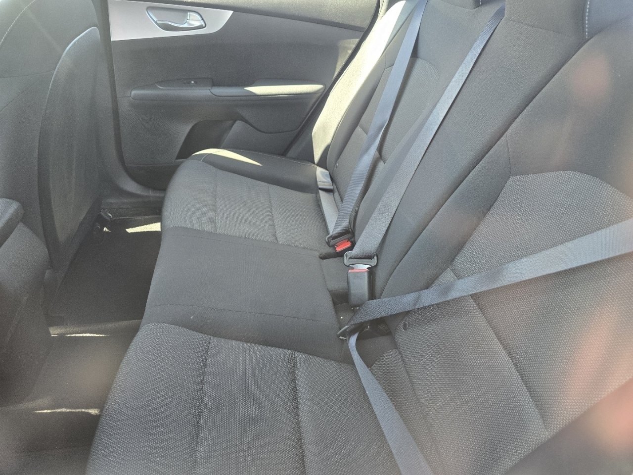 Used 2023 Kia Forte LXS w/ LXS Technology Package FWD image 16