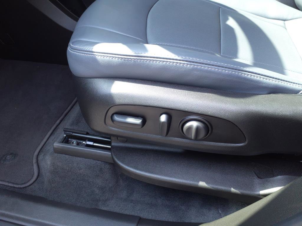 Used 2021 Buick Enclave Essence w/ Sport Touring Edition image 14