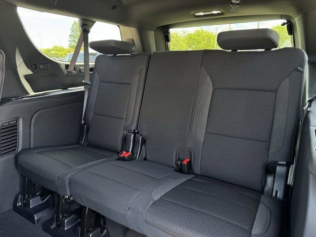 New 2026 Chevrolet Suburban LS w/ LS Custom Edition RWD image 23