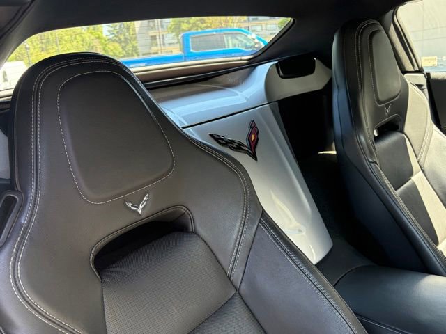 Used 2018 Chevrolet Corvette Z06 RWD image 38