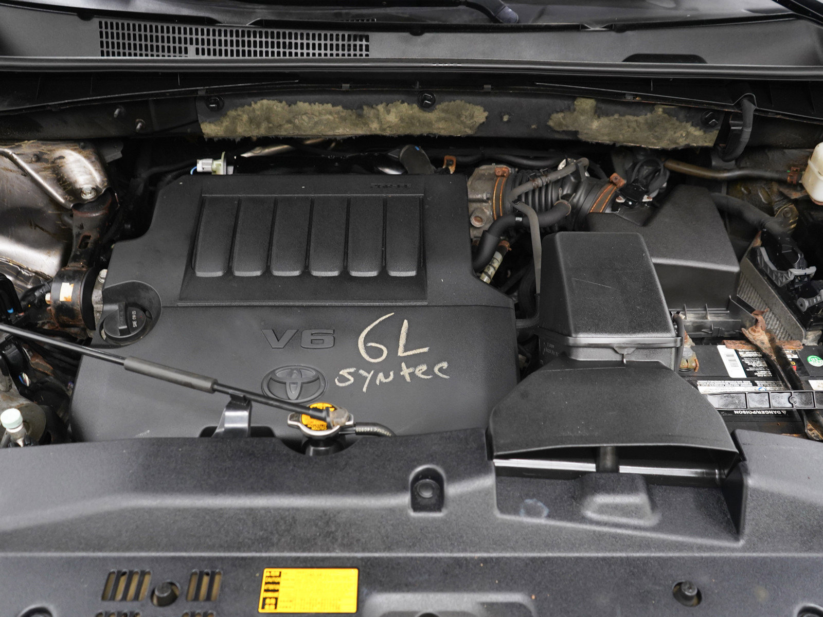 Used 2015 Toyota Highlander LE AWD/4WD image 32