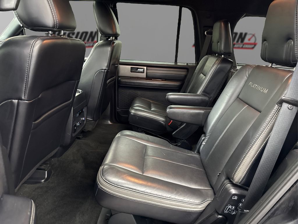 Used 2017 Ford Expedition Platinum image 10