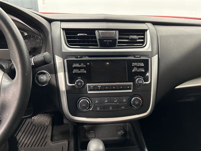 Used 2018 Nissan Altima 2.5 S w/ S Convenience Package image 15