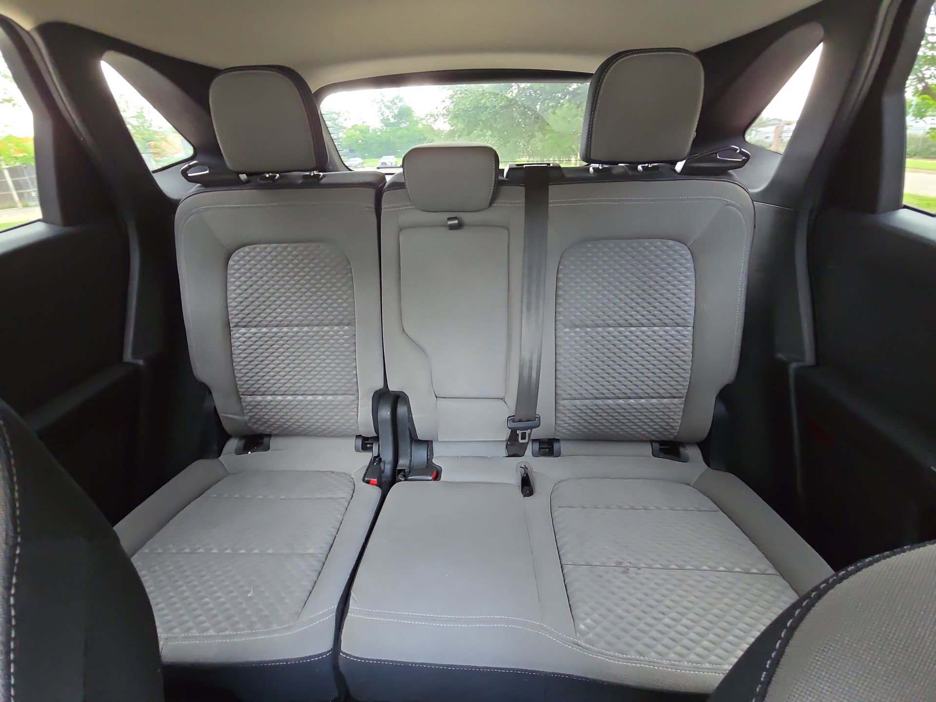 Used 2020 Ford Escape SE image 20