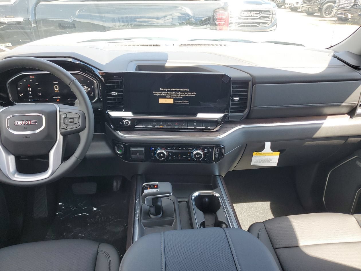 New 2026 GMC Sierra 1500 SLT w/ SLT Premium Package AWD/4WD image 16
