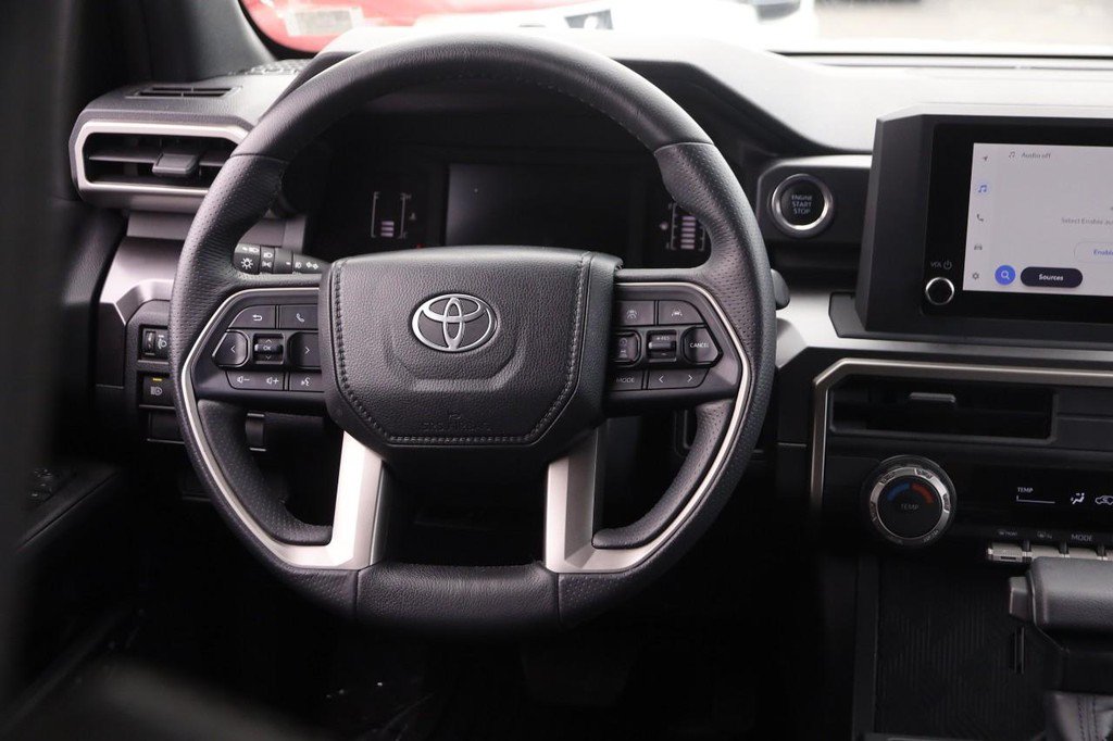 Certified 2025 Toyota 4Runner SR5 AWD/4WD image 10