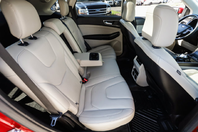 Used 2020 Ford Edge Titanium AWD/4WD image 63