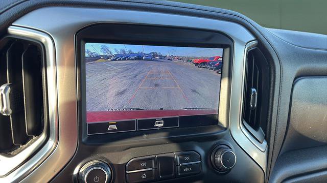 Used 2021 Chevrolet Silverado 1500 LT Trail Boss w/ Convenience Package II image 15