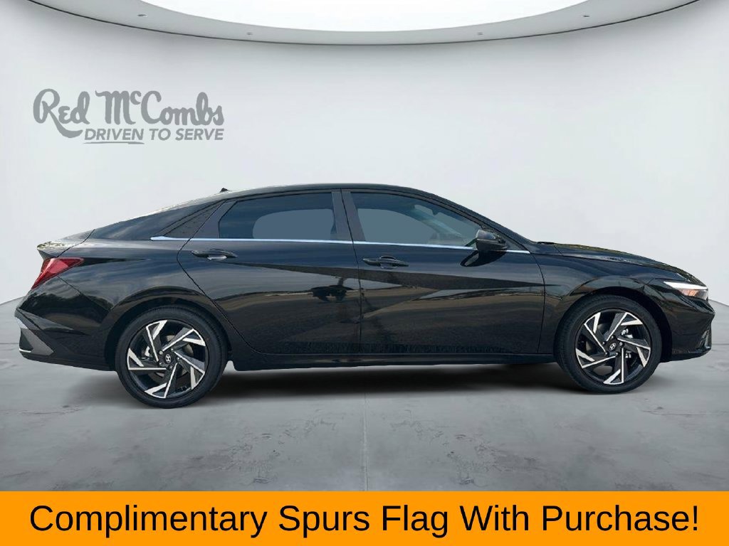 New 2026 Hyundai Elantra Limited FWD image 4