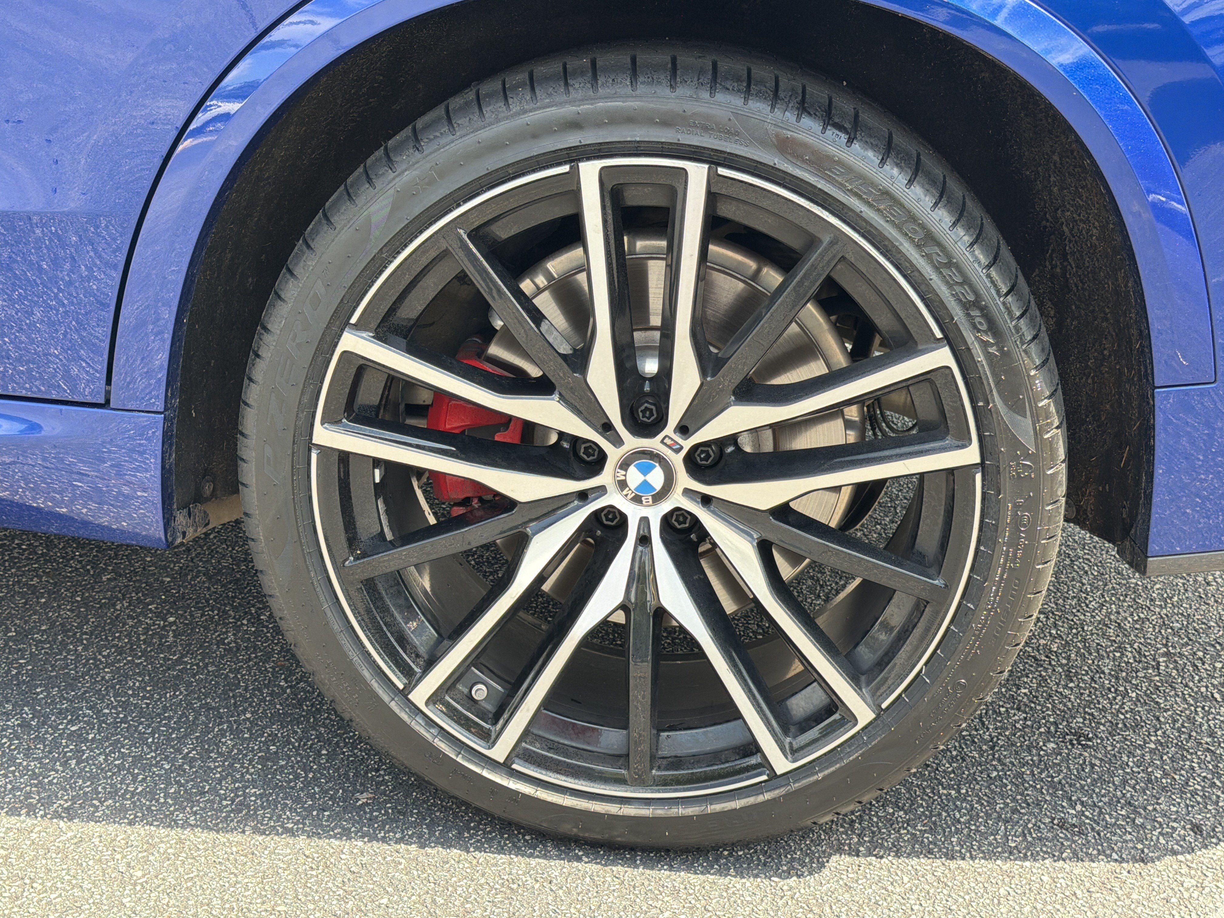 Certified 2025 BMW X5 M60i AWD/4WD image 31