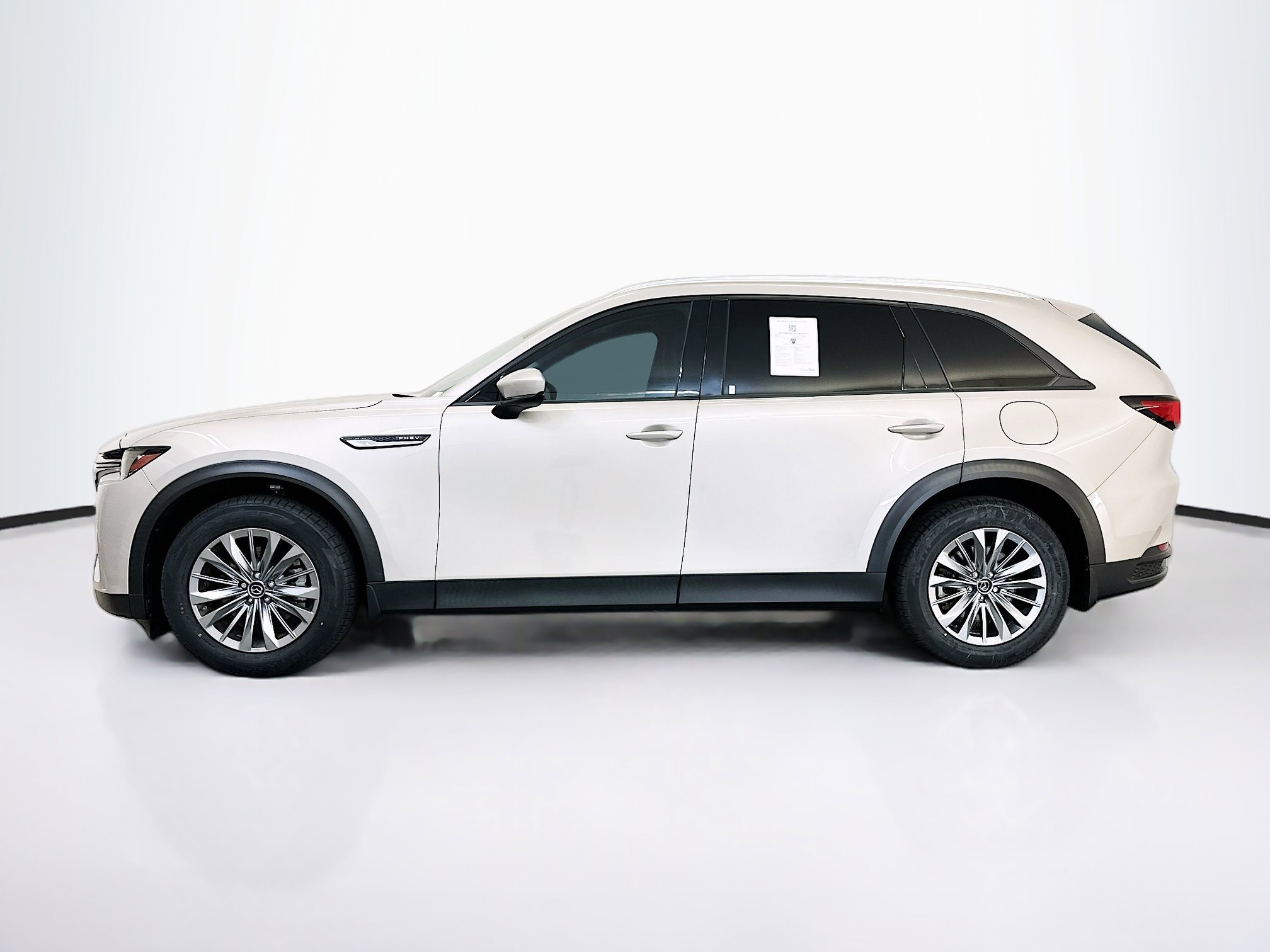 Used 2024 MAZDA CX-90 Plug-In Hybrid w/ Preferred image 4
