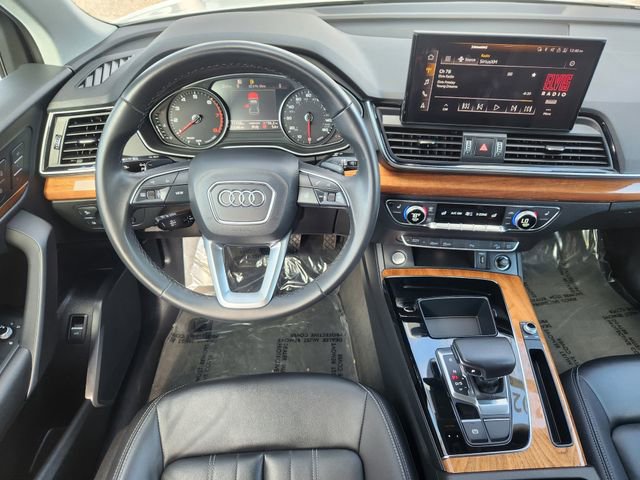 Used 2023 Audi Q5 2.0T Premium w/ Convenience Package image 23
