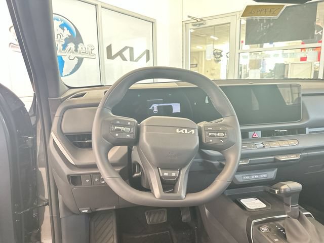 Certified 2027 Kia Seltos X-Line S w/ X-Line S Premium Package AWD/4WD image 13