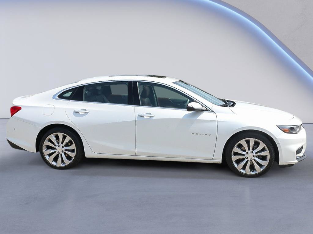 Used 2017 Chevrolet Malibu Premier w/ Premier Sun and Wheel Package FWD image 8