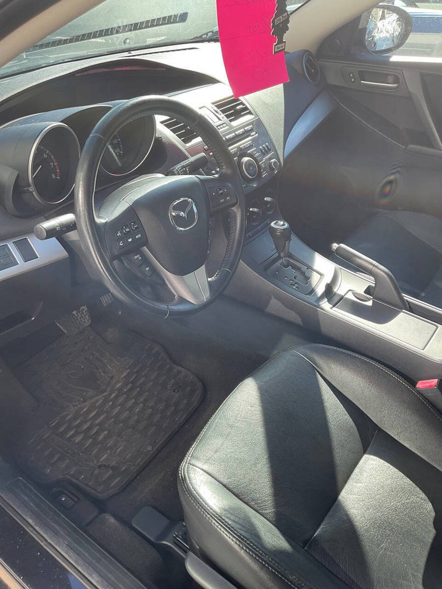 Used 2012 MAZDA MAZDA3 i Touring FWD image 10