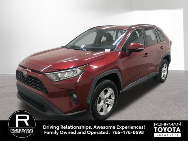 Used 2019 Toyota RAV4 XLE w/ Convenience Package FWD image 1
