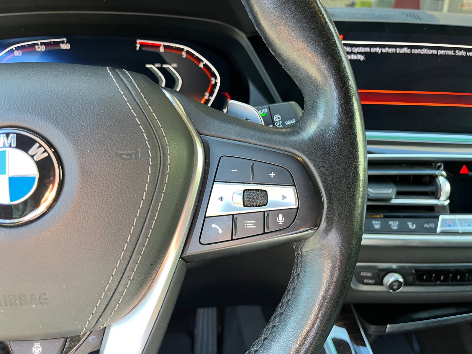 Used 2019 BMW X5 xDrive50i w/ Premium Package 2 AWD/4WD image 18