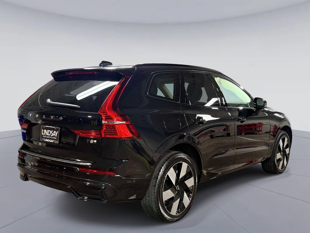 Used 2025 Volvo XC60 T8 Plus w/ Protection Package Premier AWD/4WD image 10