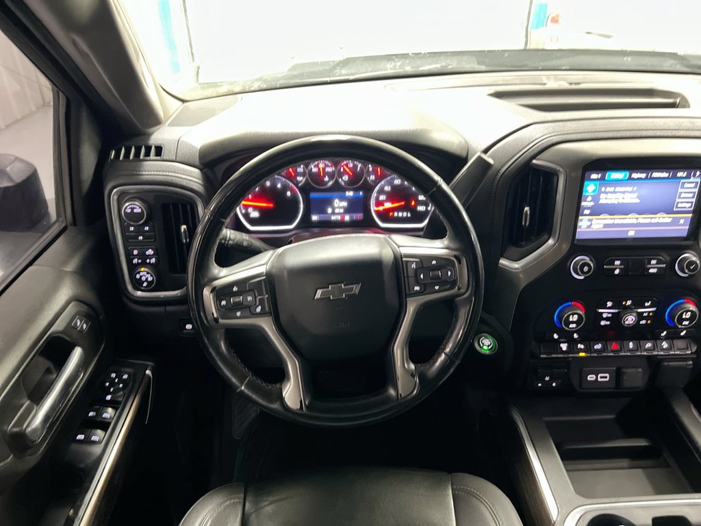 Used 2023 Chevrolet Silverado 2500 LT w/ Midnight Edition AWD/4WD image 11